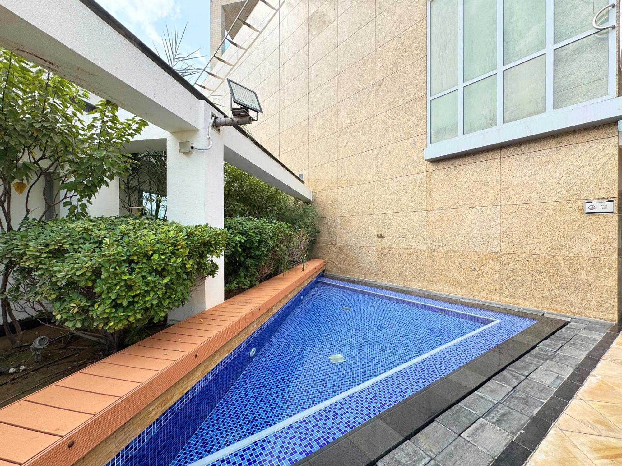 Sleek Difc Perfect For Business & Leisure Dubai